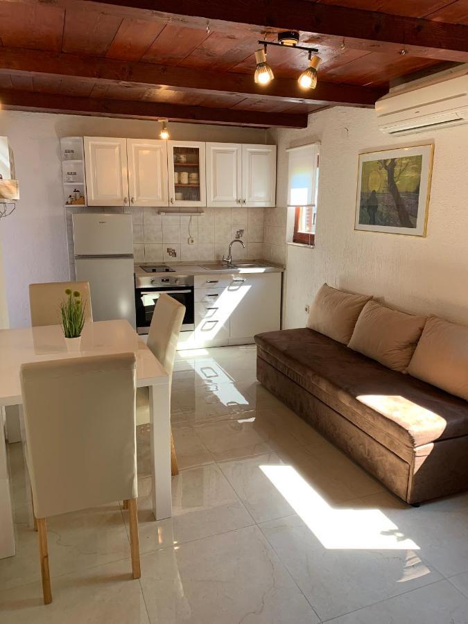 Holiday Home Dorina Пула Экстерьер фото